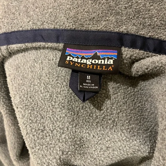Patagonia Synchilla Grey and Teal Fleece - Picture 2 of 7